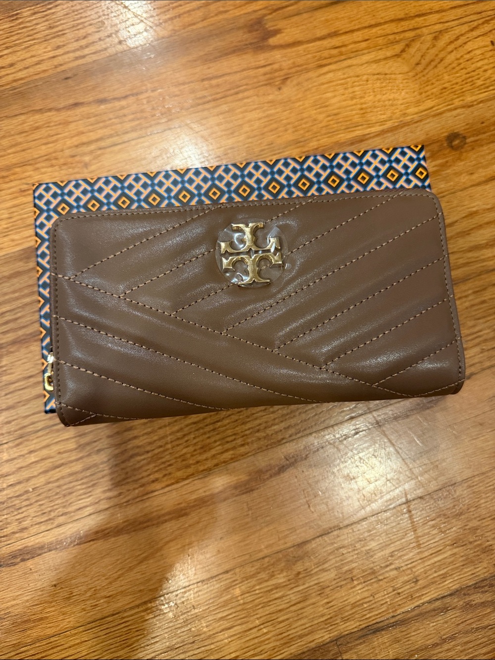 Tory Burch Brown Quilted Continental Zip Wallet with Gold Logo